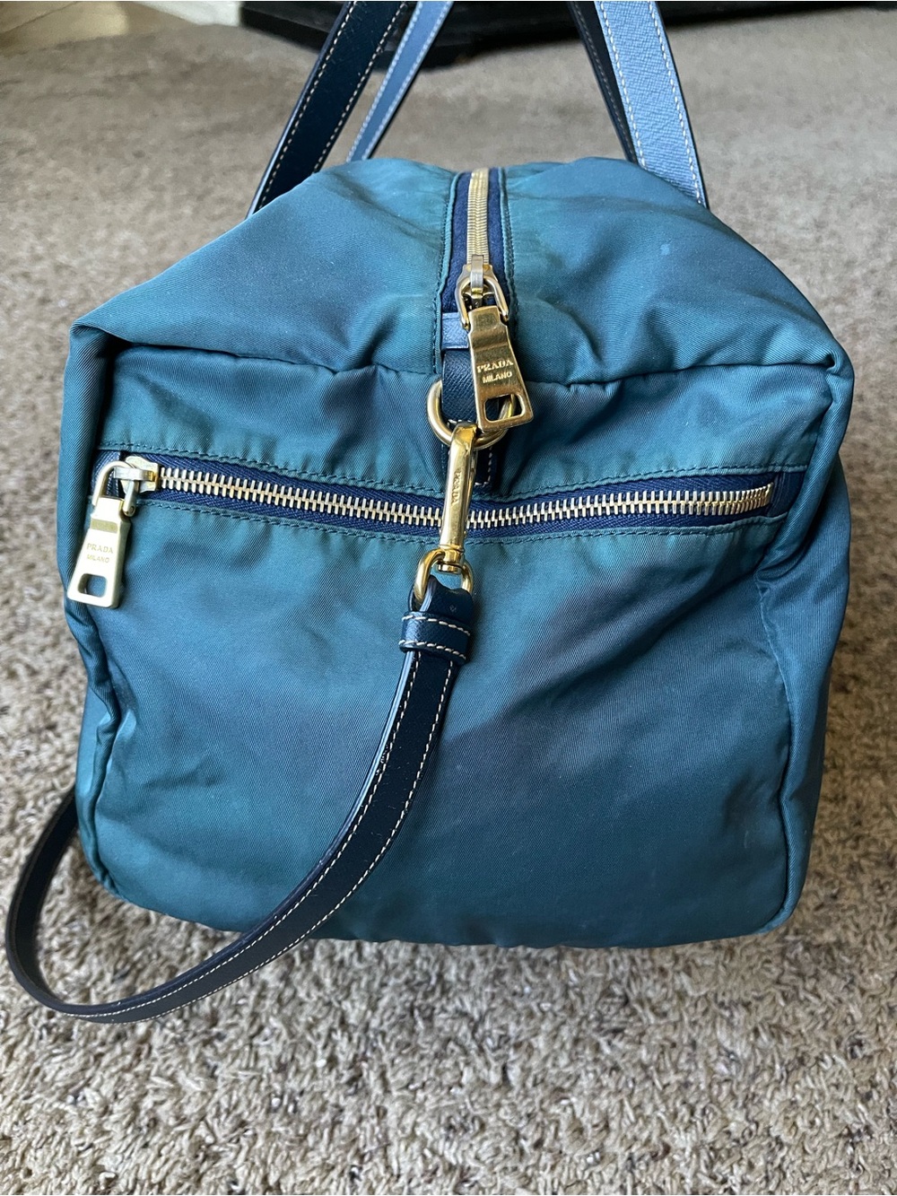 Prada Nylon Green Crossbody bag - Picture 4 of 16